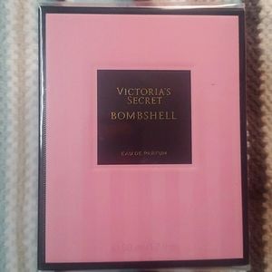 Victoria's Secret Bombshell